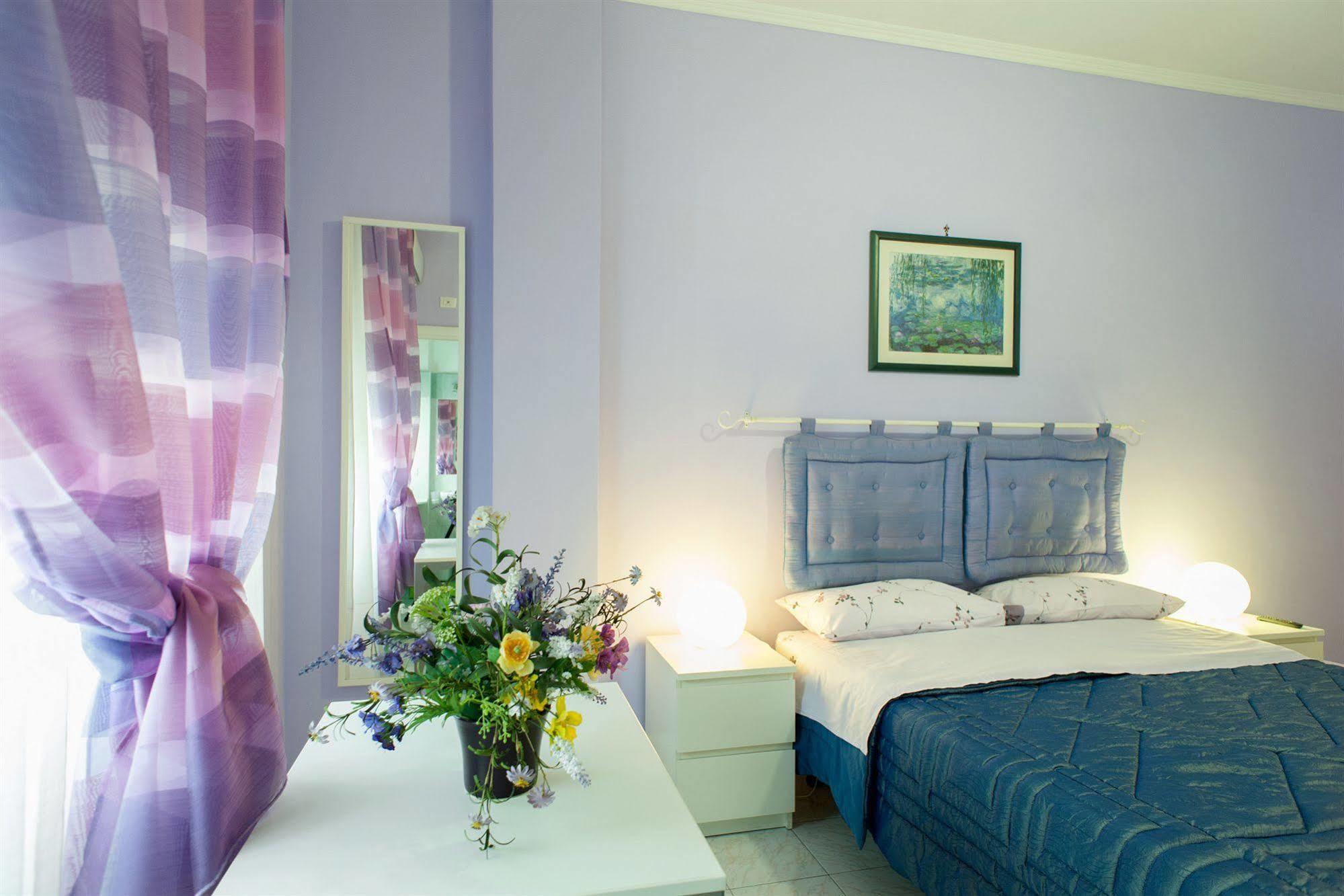 Interno 9 Hotel Roma Ngoại thất bức ảnh
