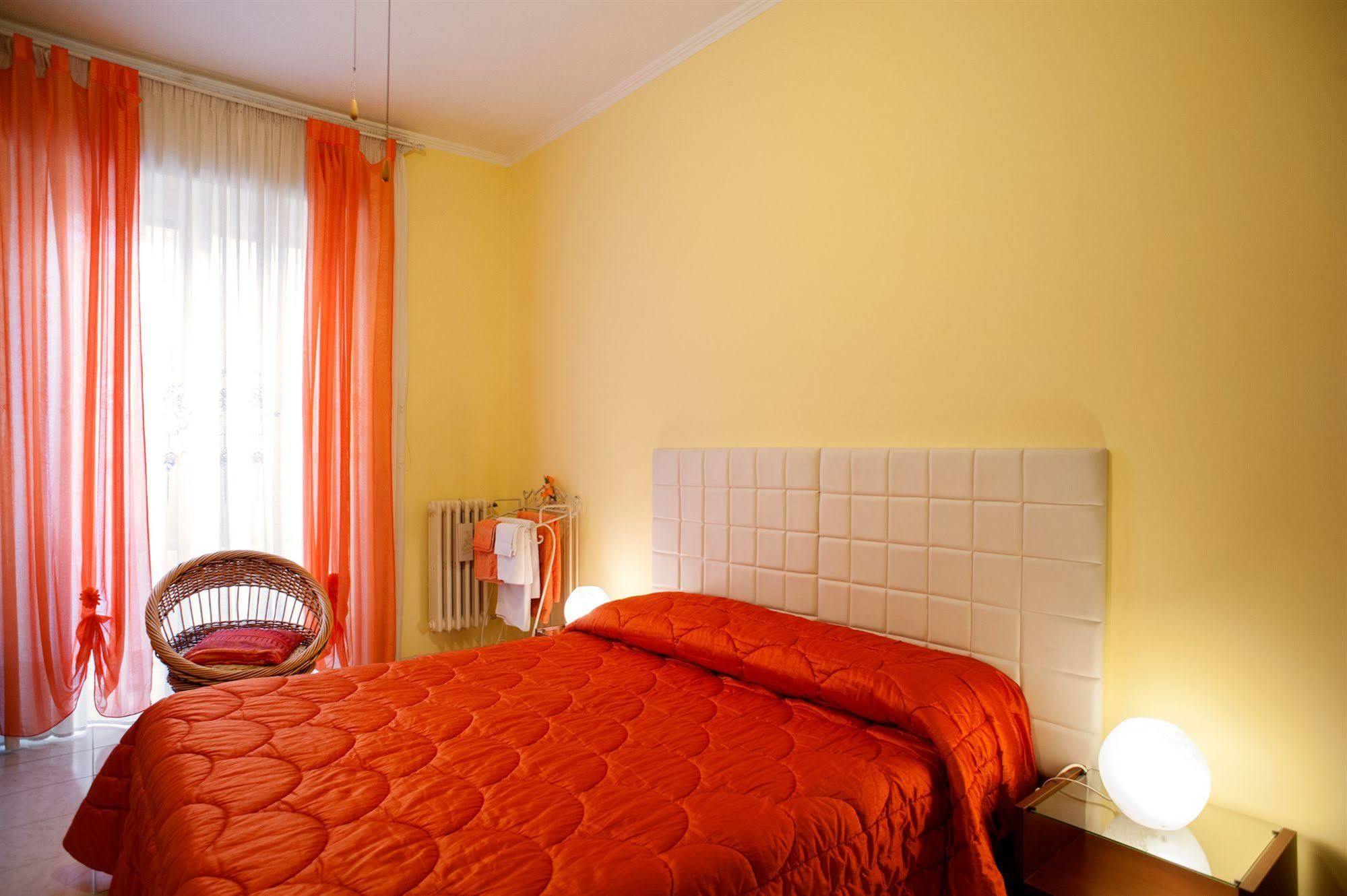 Interno 9 Hotel Roma Ngoại thất bức ảnh