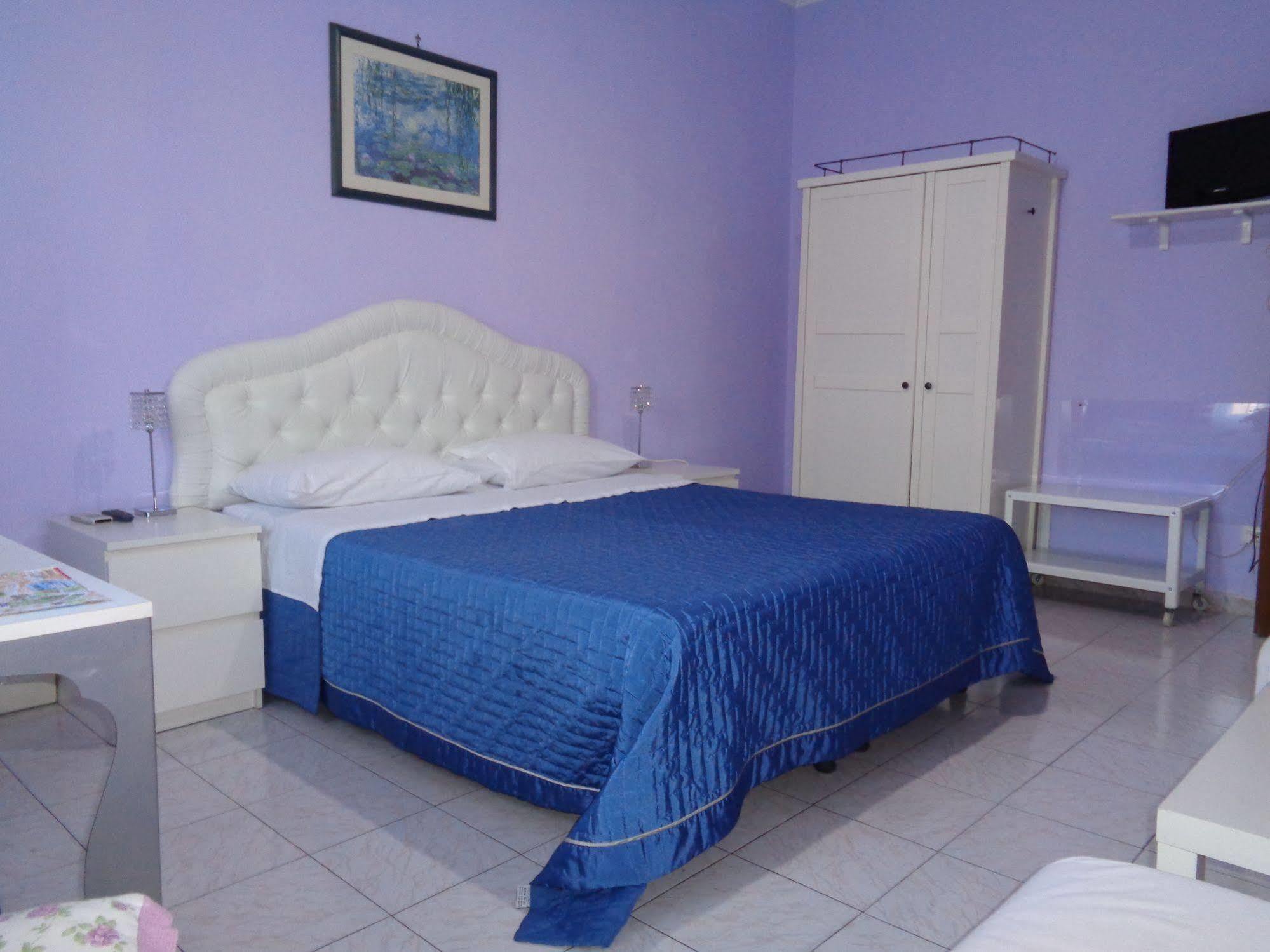 Interno 9 Hotel Roma Ngoại thất bức ảnh