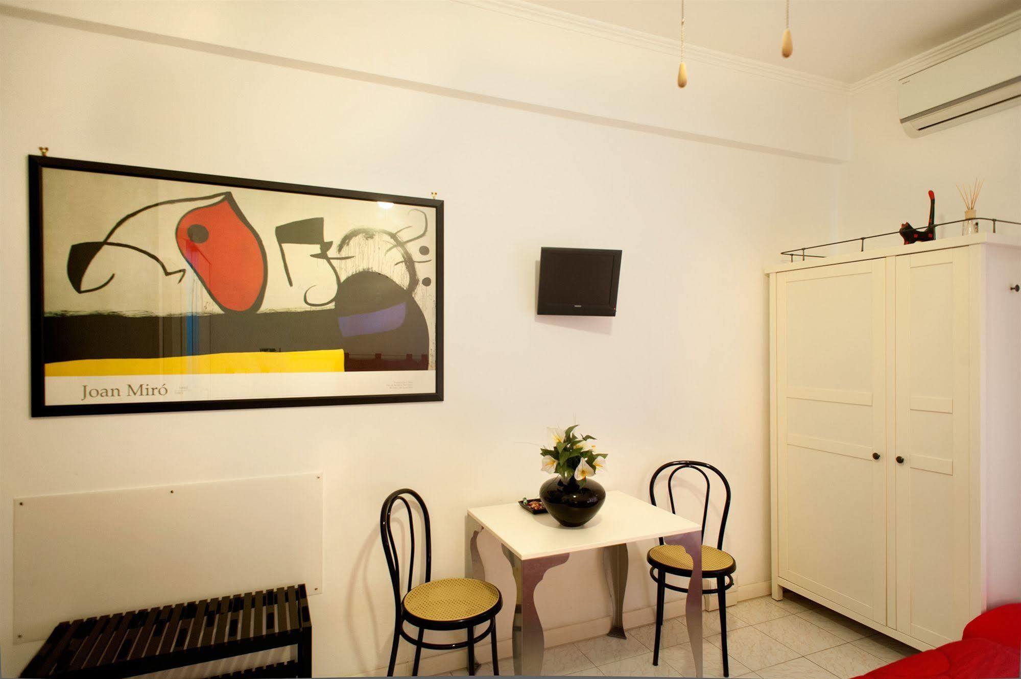 Interno 9 Hotel Roma Ngoại thất bức ảnh